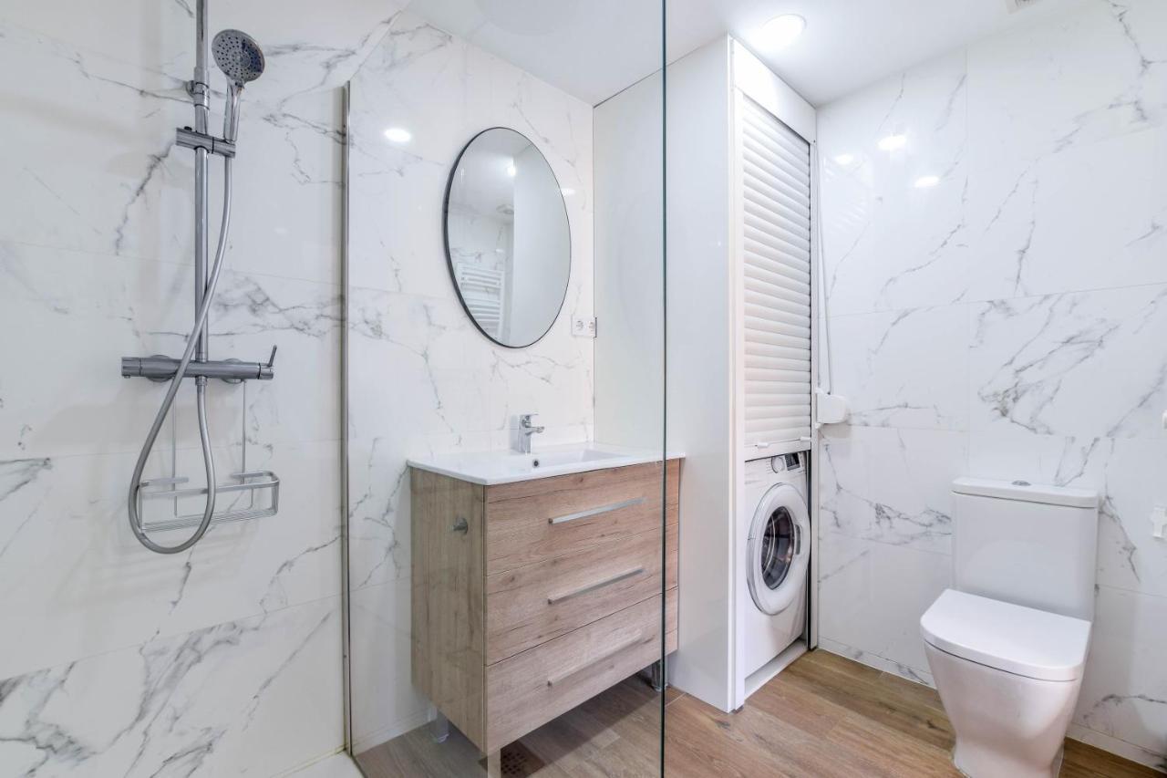 Apartamento En Moncloa Madrid Luaran gambar